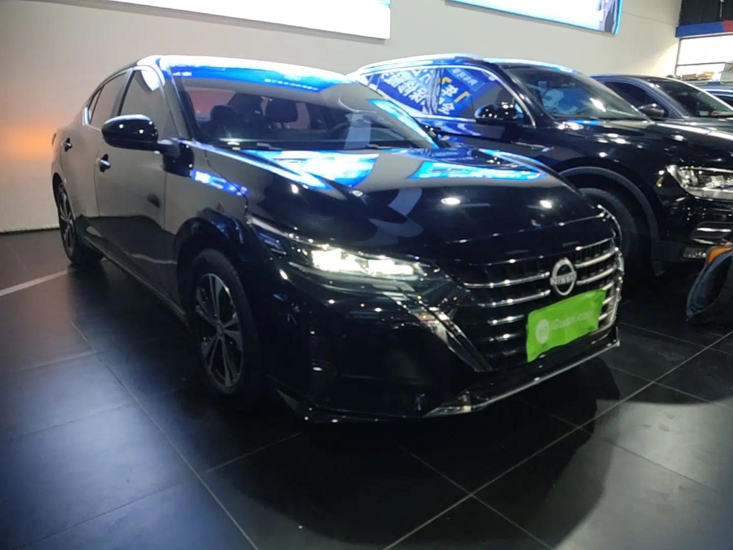 Used Nissan Sylphy 2023 1.6L CVT Enjoyment Edition — миниатюра 3