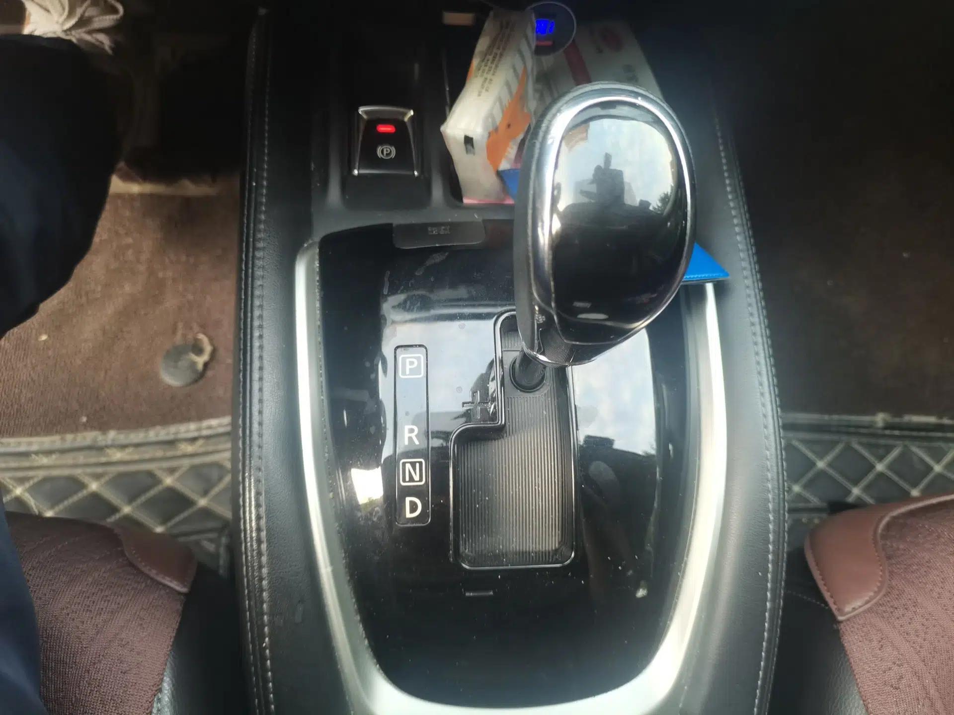 Used Nissan X-Trail 2019 2.0L CVT Smart Connect Comfort Edition 2WD — миниатюра 14