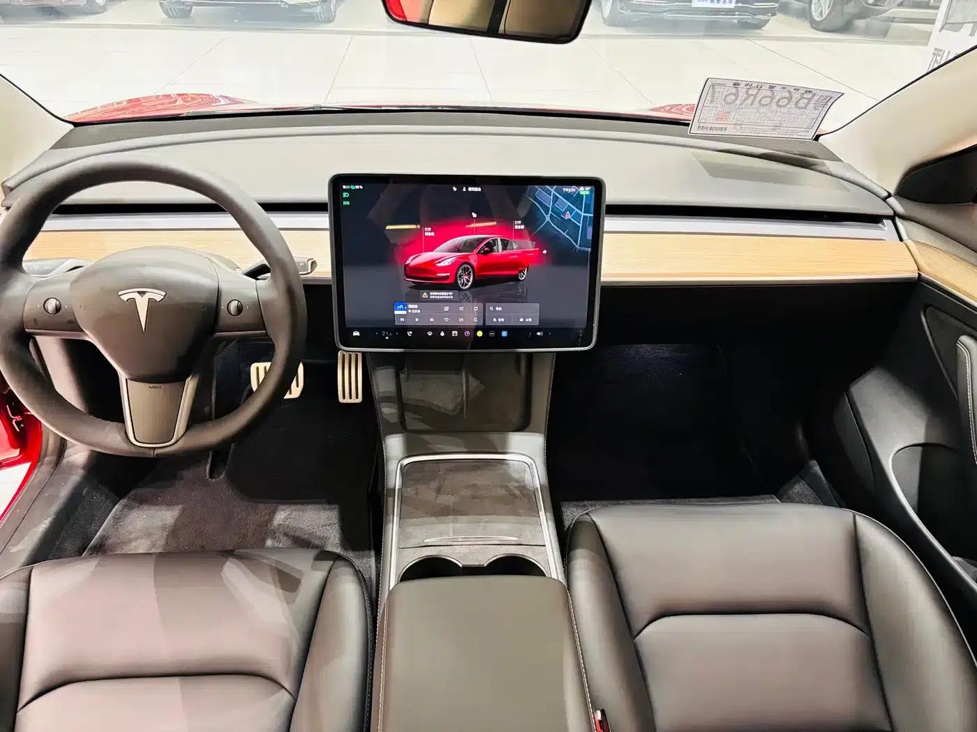 Model 3 2022 Performance All-Wheel Drive — миниатюра 9