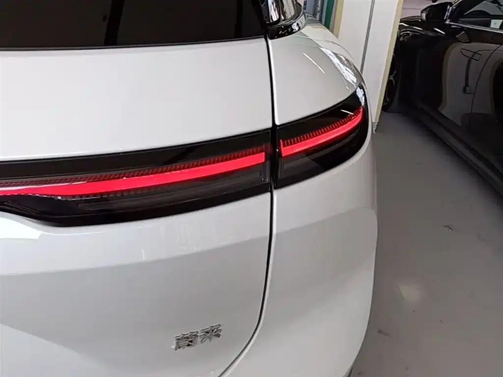 NIO ES6 2024 model 75kWh — миниатюра 8