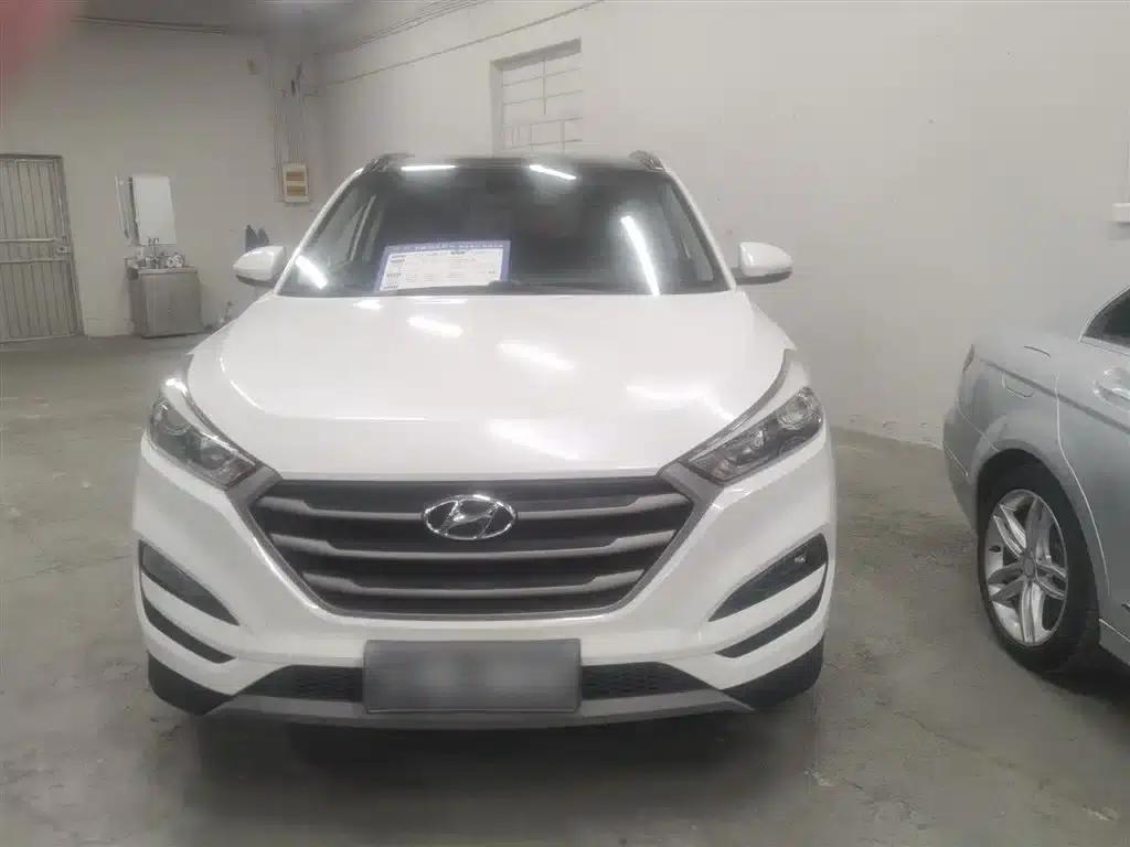 Tucson 2018 1.6T Dual-Clutch Two-Wheel Drive 15th Anniversary Special Edition — миниатюра 3