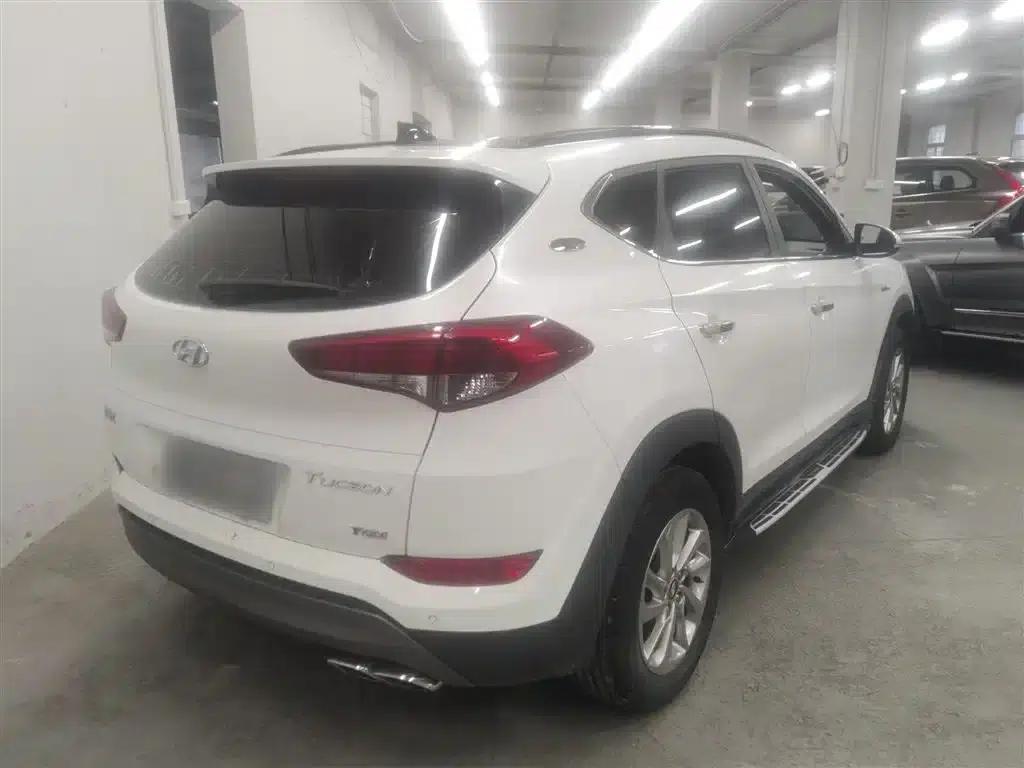 Tucson 2018 1.6T Dual-Clutch Two-Wheel Drive 15th Anniversary Special Edition — миниатюра 5