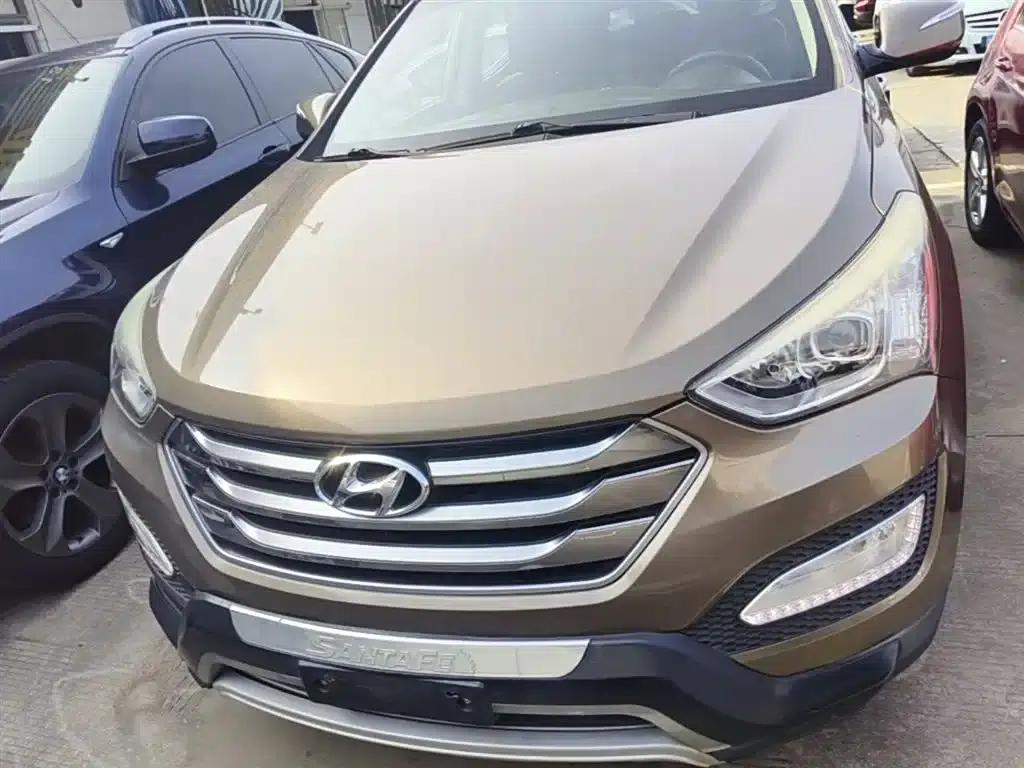 Santa Fe 2015 2.0T Automatic 4WD Intelligent 7-Seater — миниатюра 3