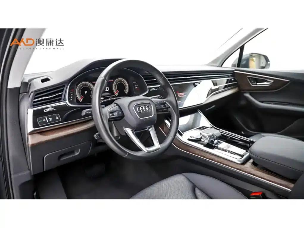Audi Q7/3.0T/2022/55 TFSI quattro S line Sport — миниатюра 6