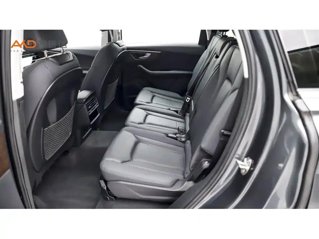 Audi Q7/3.0T/2022/55 TFSI quattro S line Sport — миниатюра 7