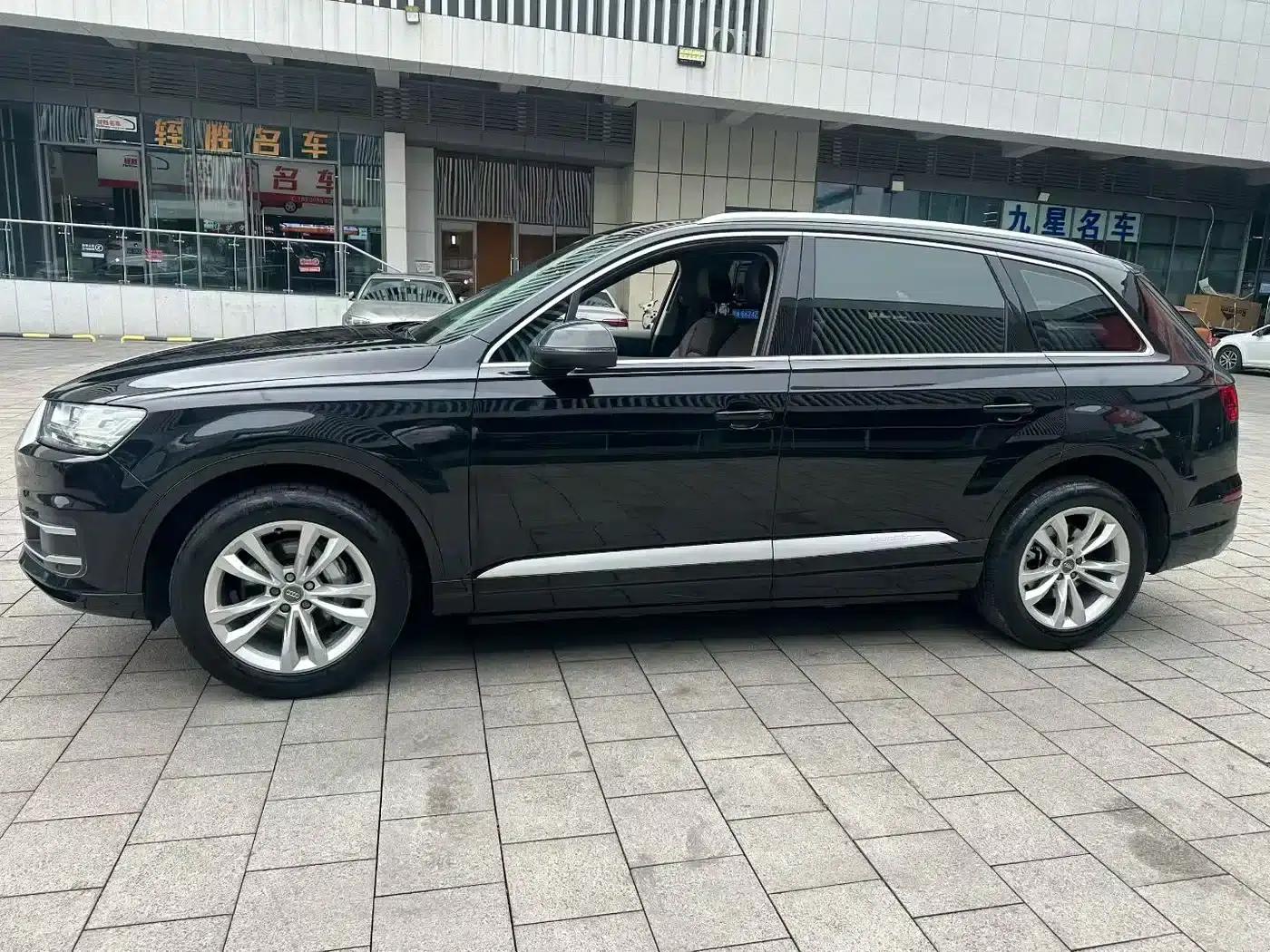 Audi Q7 2019 45 TFSI Comfort — миниатюра 3