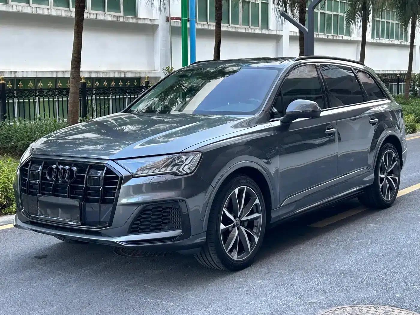 Audi Q7 2022 55 TFSI quattro S line Sport — миниатюра 1