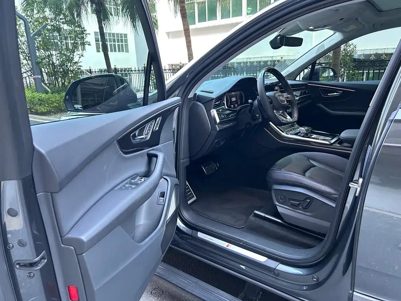 Audi Q7 2022 55 TFSI quattro S line Sport — миниатюра 8