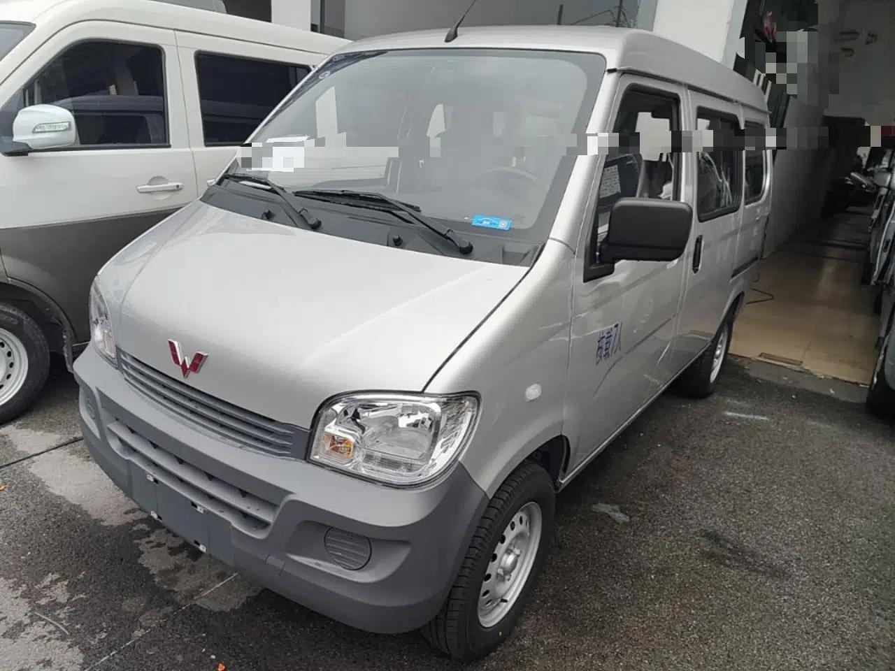Used Wuling Zhiguang 2023 1.5L Practical Version 5/7 Seats — миниатюра 1