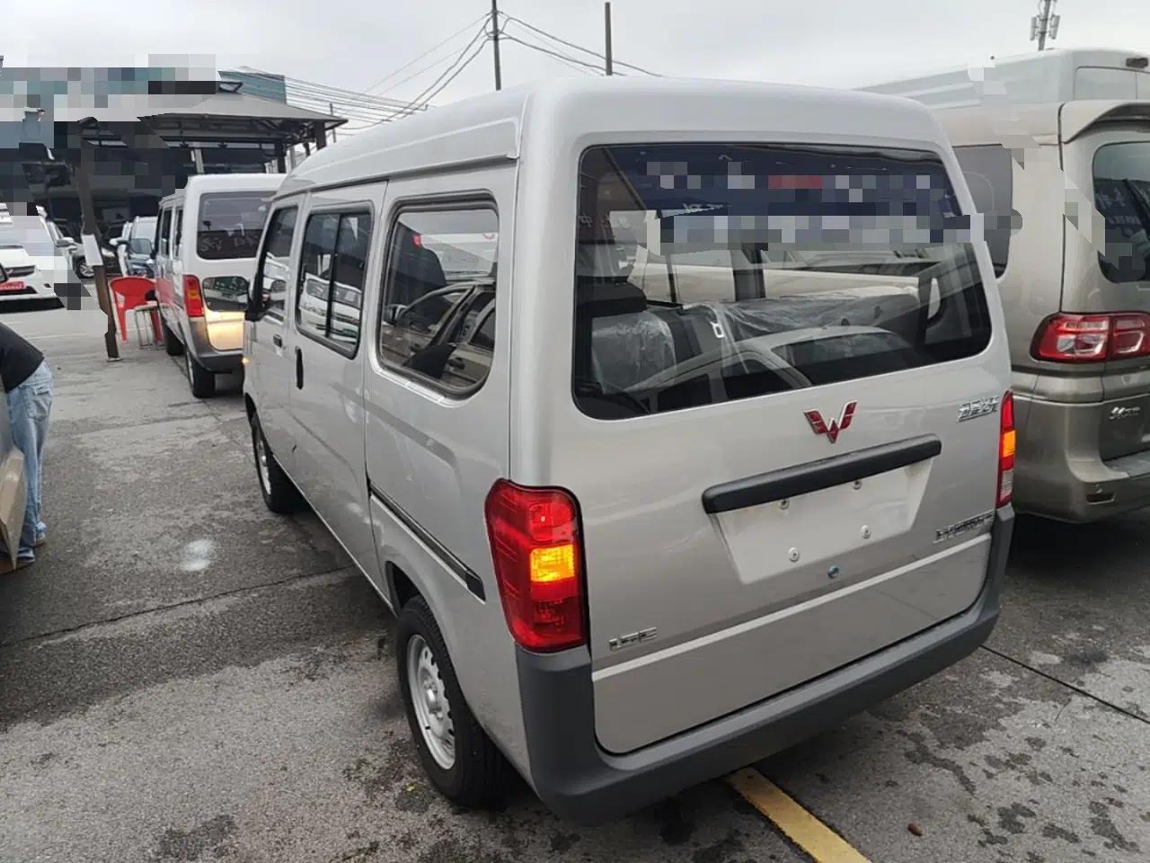 Used Wuling Zhiguang 2023 1.5L Practical Version 5/7 Seats — миниатюра 4