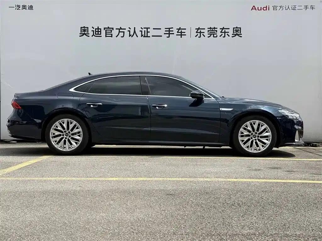 Audi A7L 2022 45 TFSI S-line Dream New Generation Edition — миниатюра 3