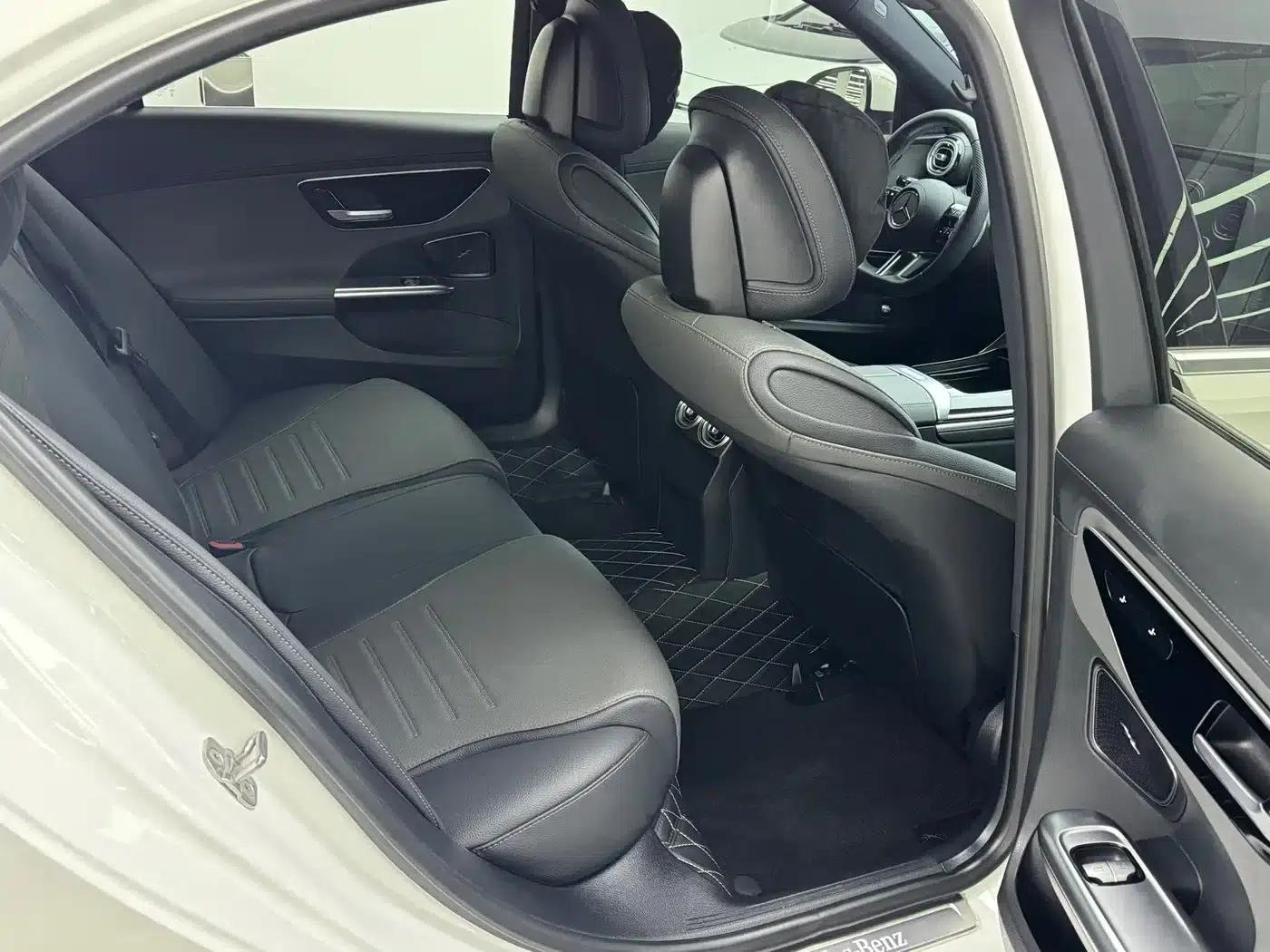 2023 Mercedes-Benz C-Class C 260 L Sport Edition — миниатюра 11