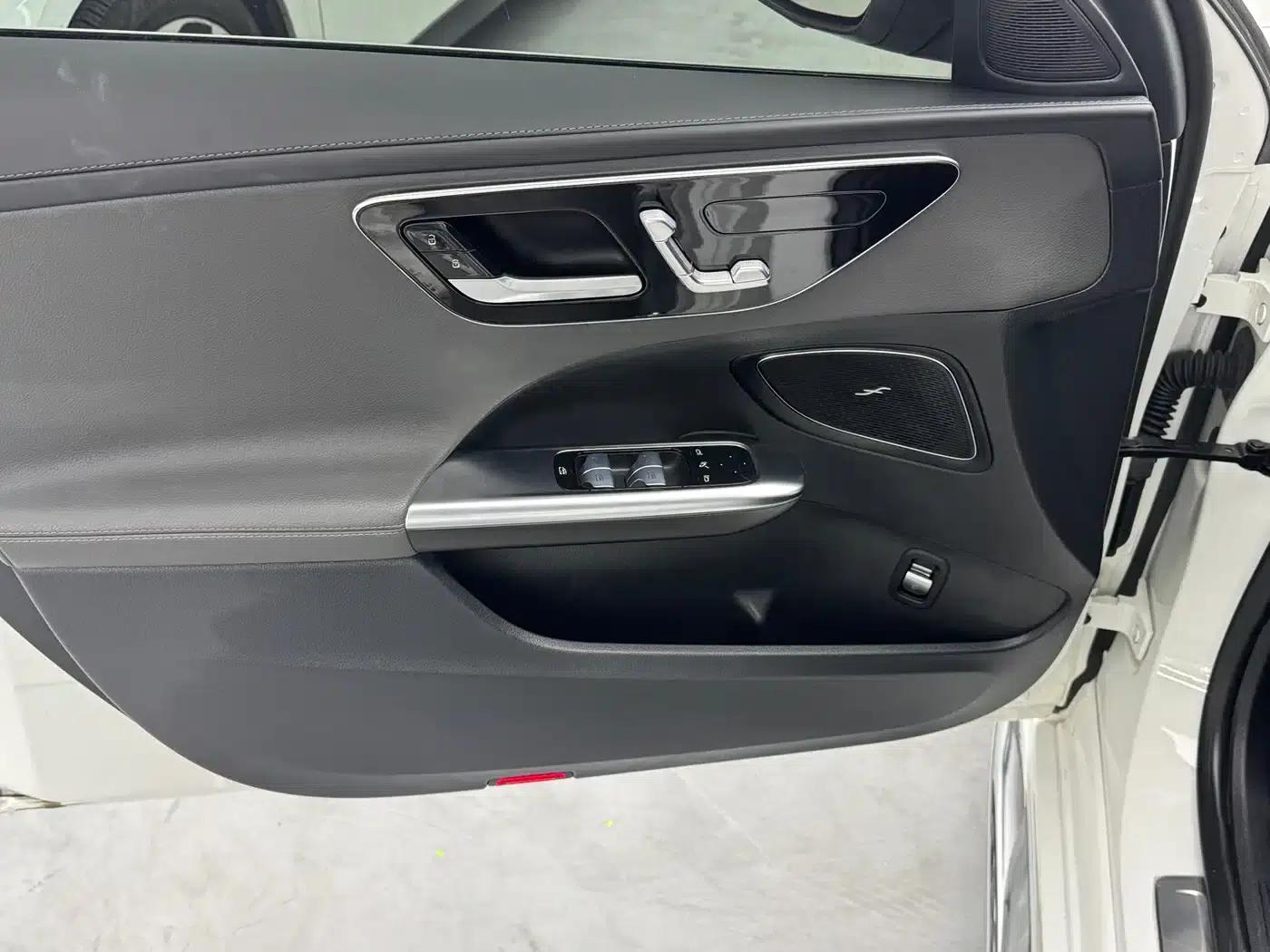 2023 Mercedes-Benz C-Class C 260 L Sport Edition — миниатюра 8