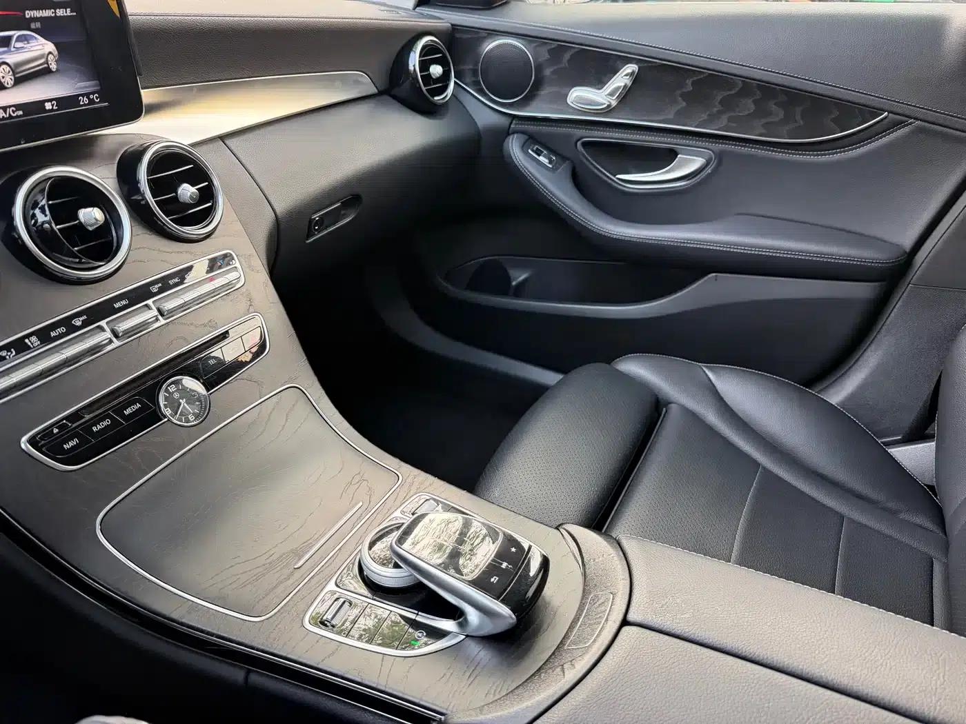 2017 Mercedes-Benz C-Class C 180 L Sport Edition — миниатюра 10