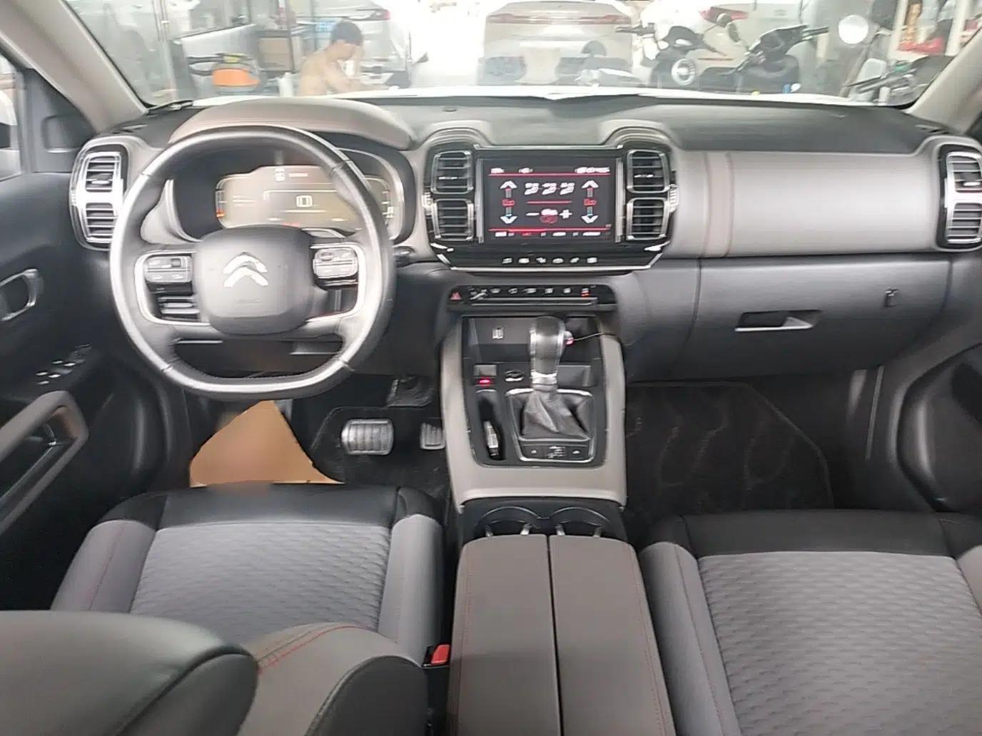 Used Citroen C5 AIRCROSS 2017 350THP Fashion Edition — миниатюра 12