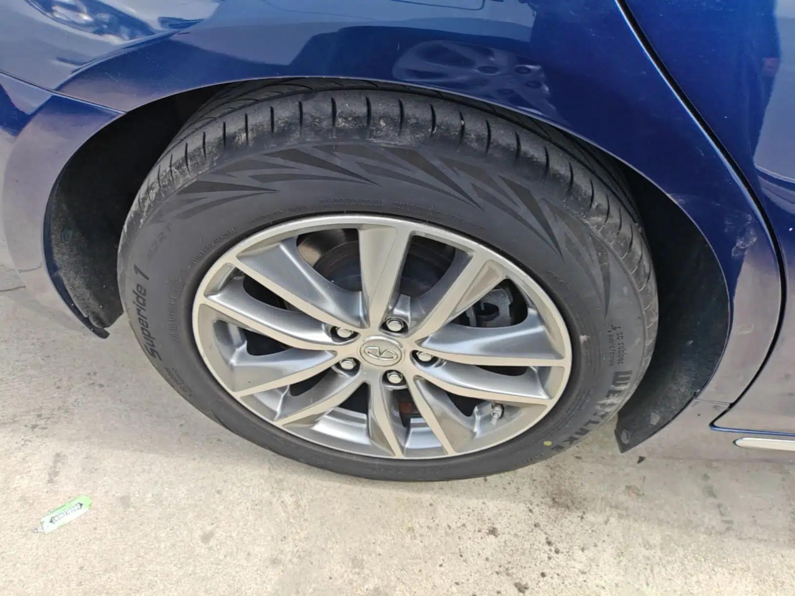 Used Infiniti Q50L 2016 2.0T Enjoyment Edition — миниатюра 16
