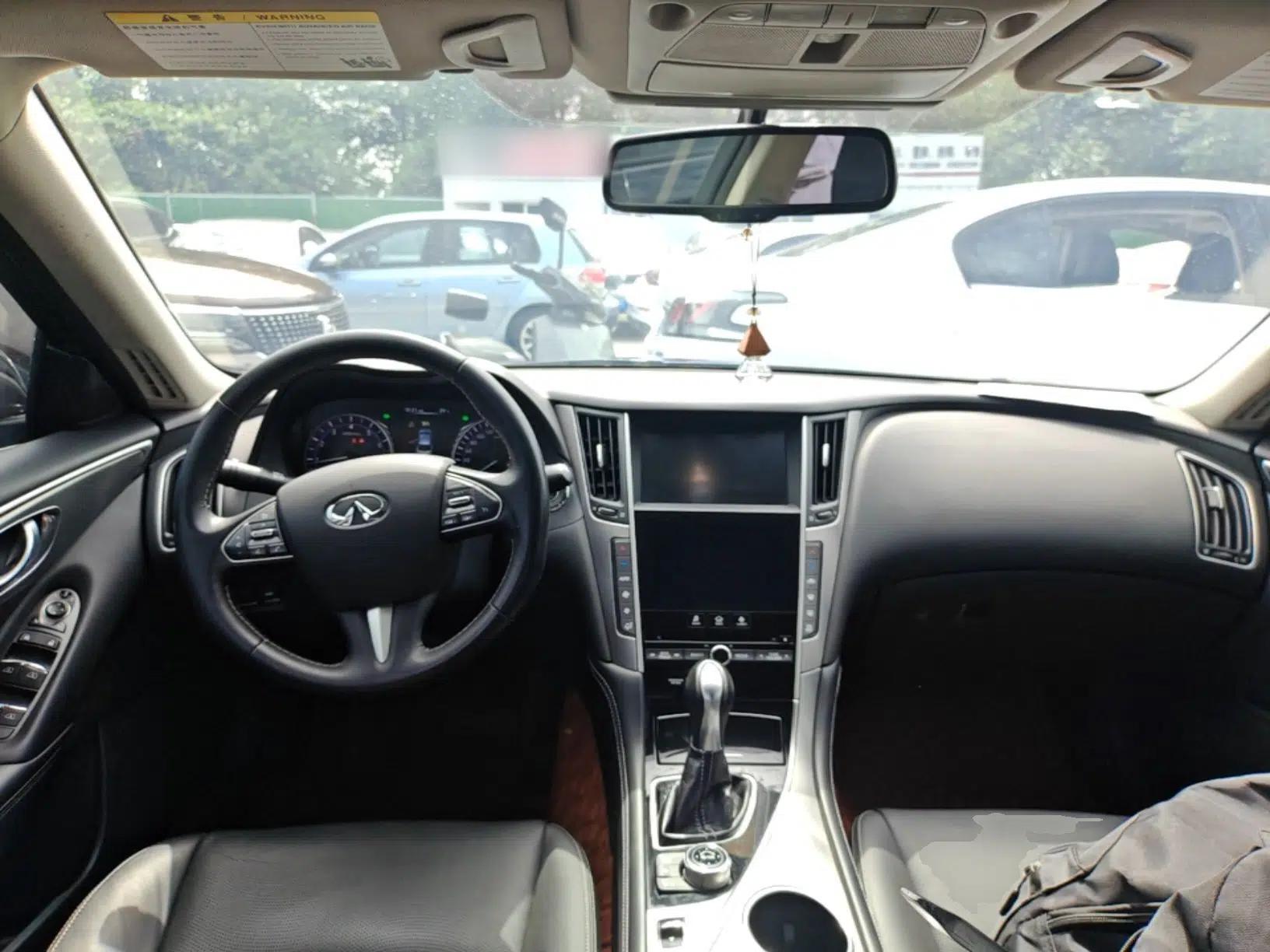 Used Infiniti Q50L 2016 2.0T Enjoyment Edition — миниатюра 17