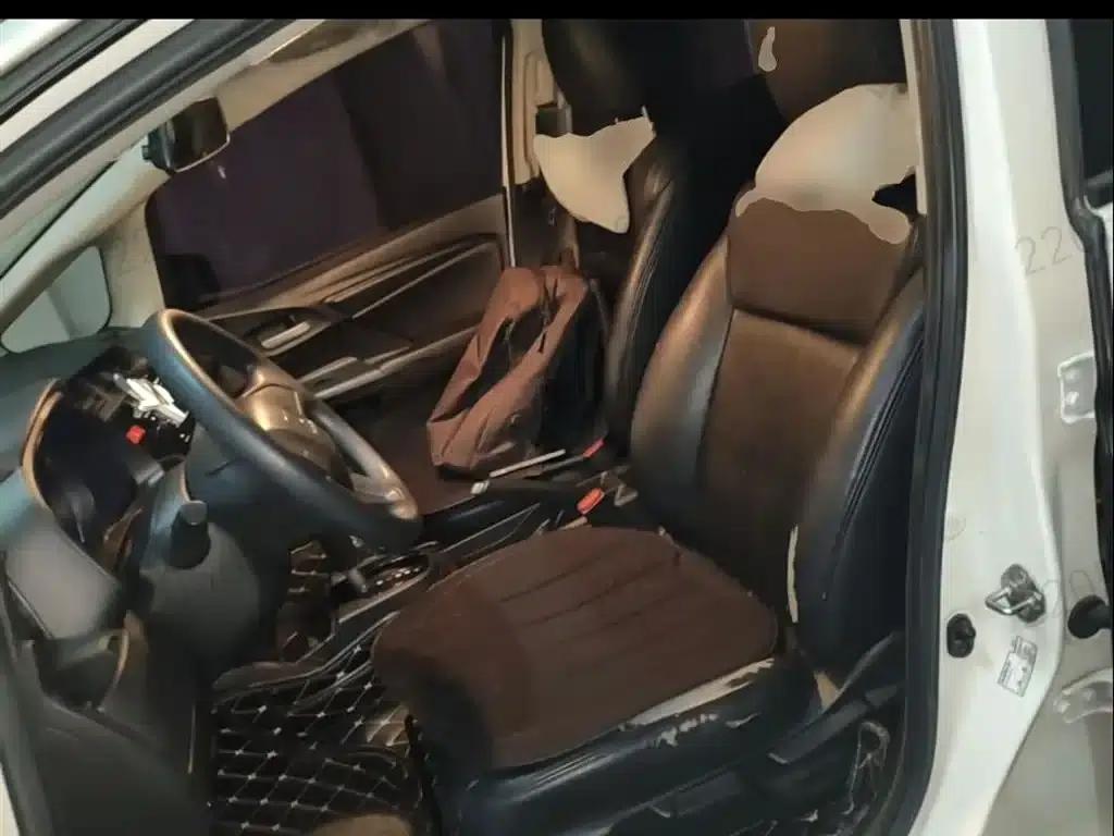 Honda Fit 2016 1.5L LXS CVT Comfort Sunroof Edition — миниатюра 13