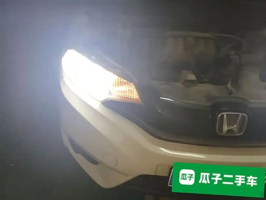 Honda Fit 2016 1.5L LXS CVT Comfort Sunroof Edition — миниатюра 21