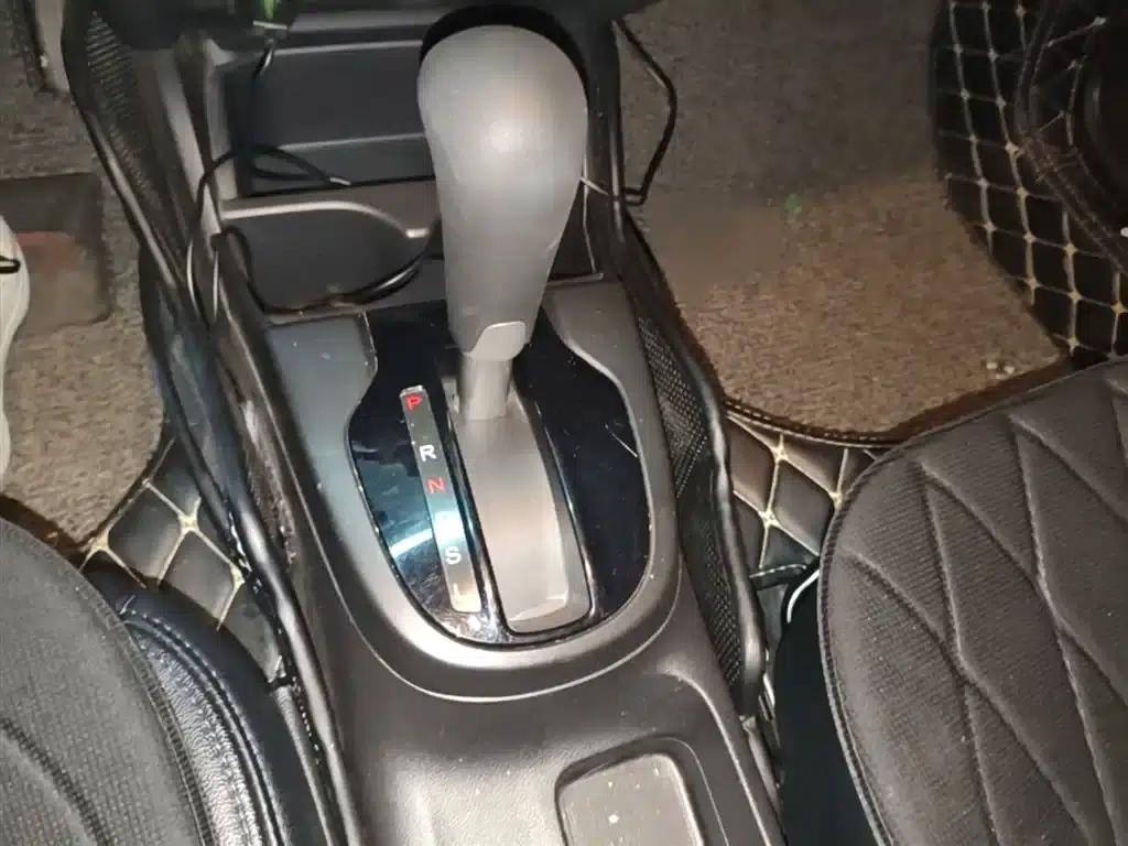 Honda Fit 2016 1.5L LXS CVT Comfort Sunroof Edition — миниатюра 7