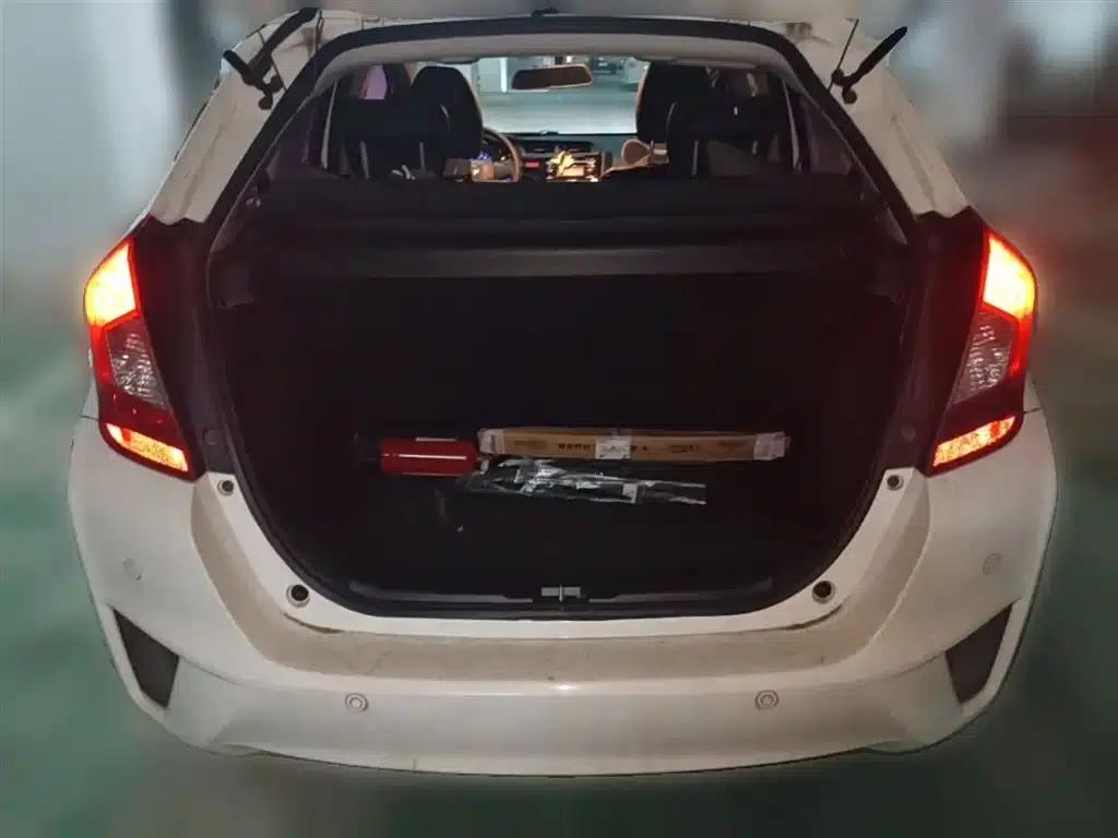 Honda Fit 2016 1.5L LXS CVT Comfort Sunroof Edition — миниатюра 10