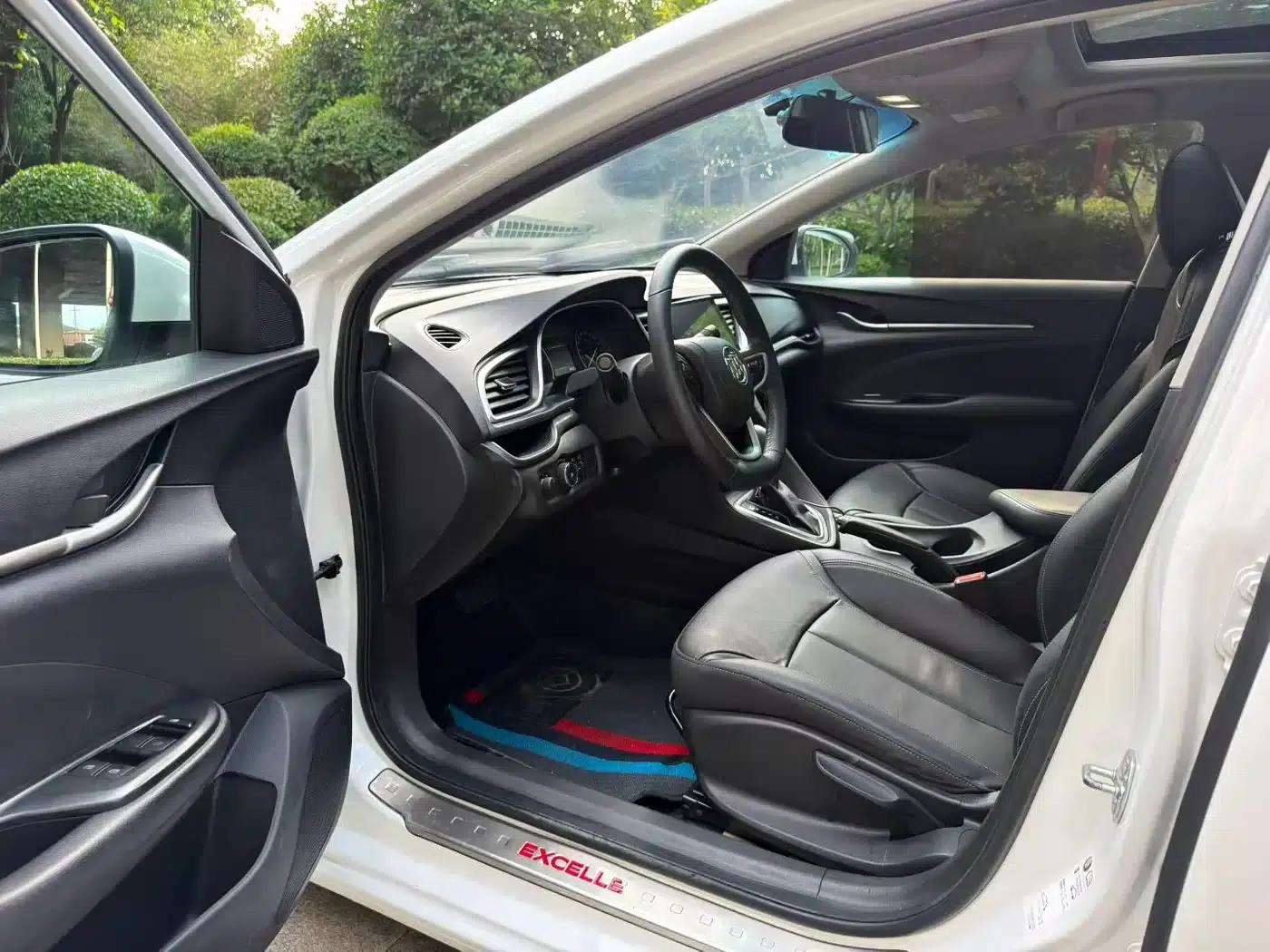 Buick Excelle 2018 18T Automatic Elite — миниатюра 4