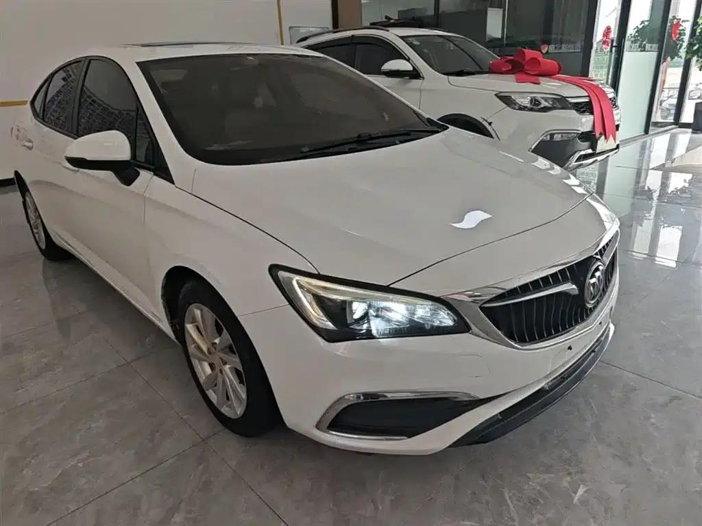 Buick Verano 2018 Sedan 15S Automatic Leading Edition — миниатюра 4