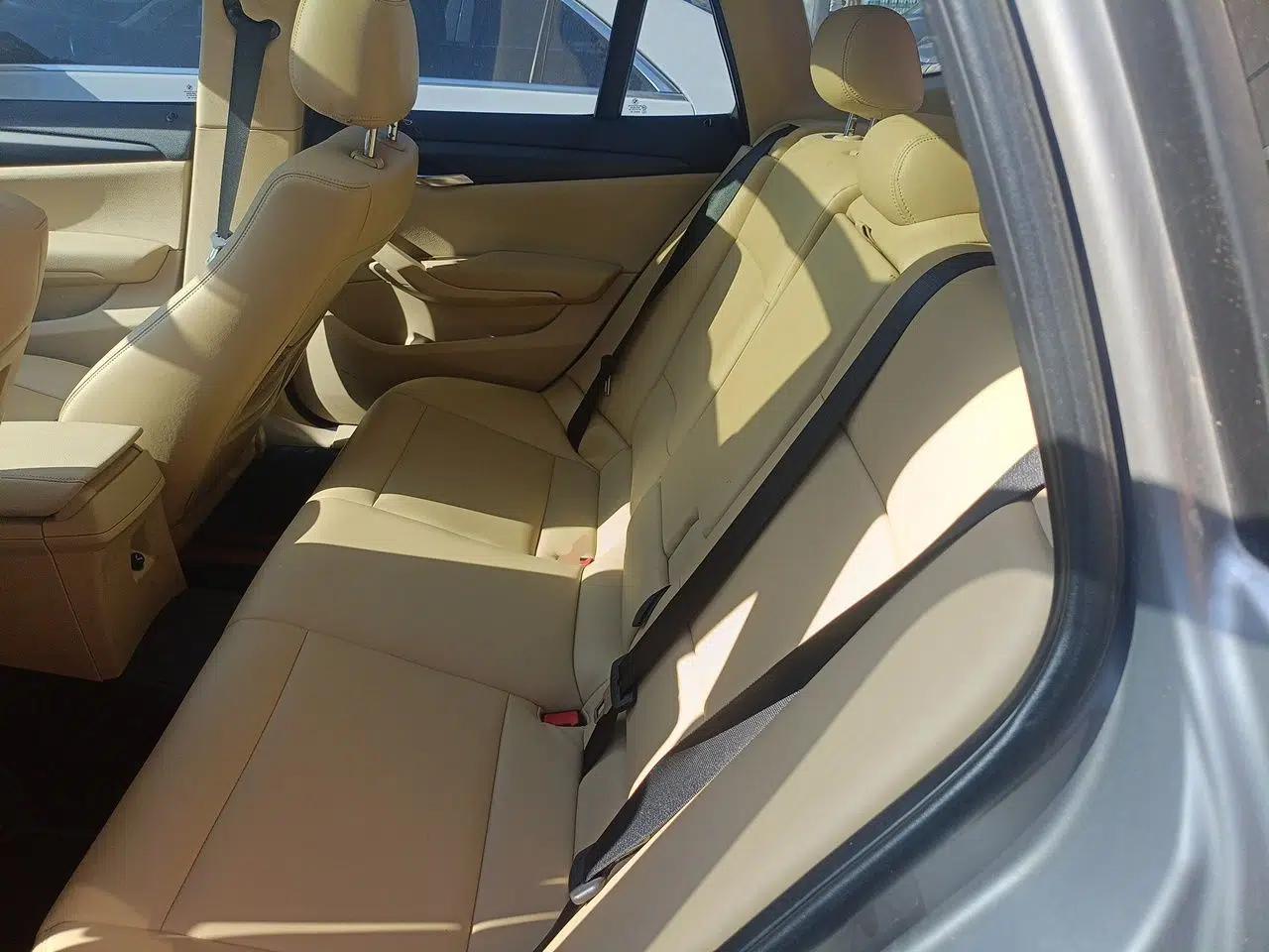 Used BMW X1 2012 sDrive18i Luxury Model — миниатюра 17