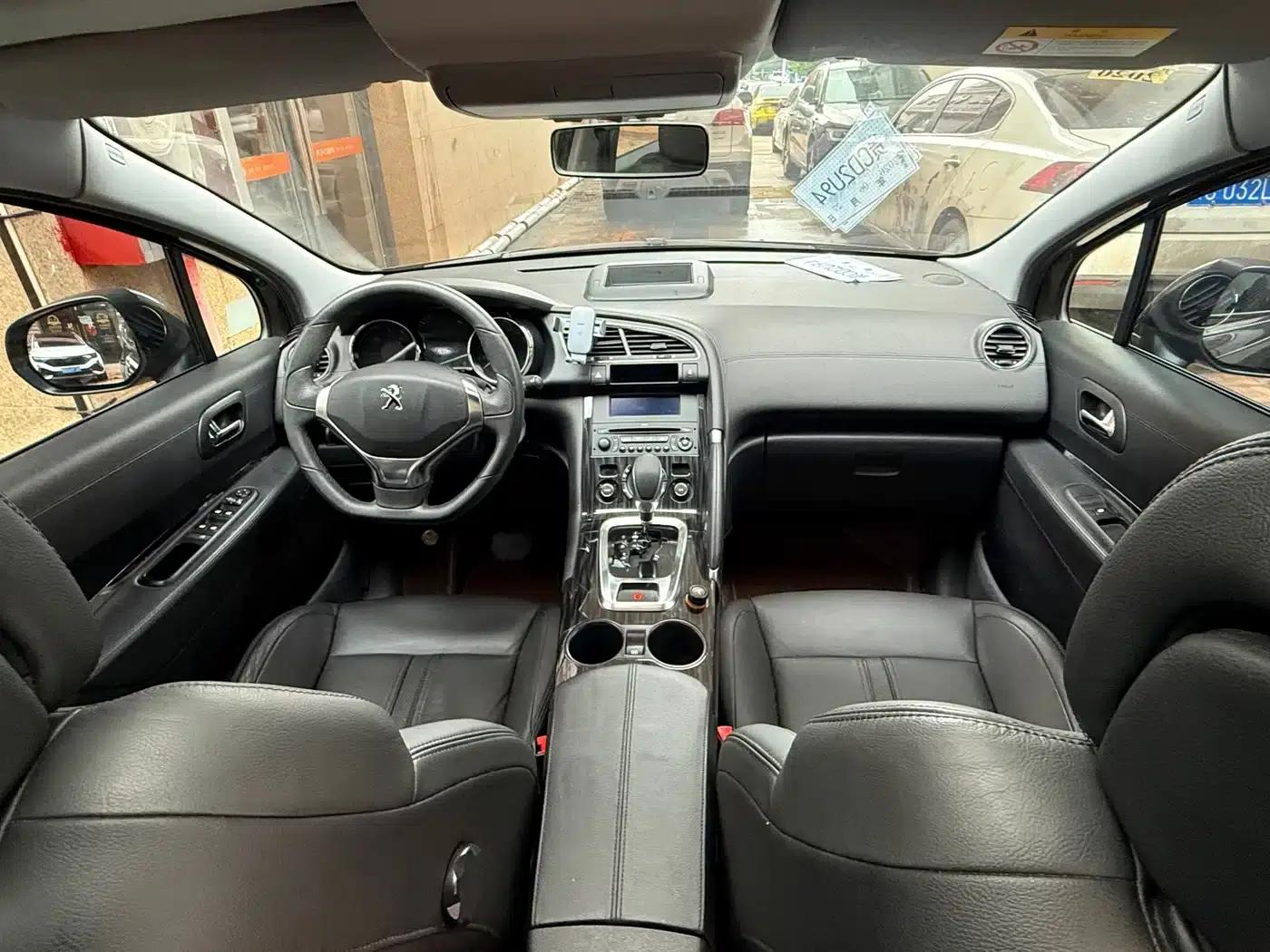 Peugeot 3008 2013 2.0L Automatic Trend Edition — миниатюра 8