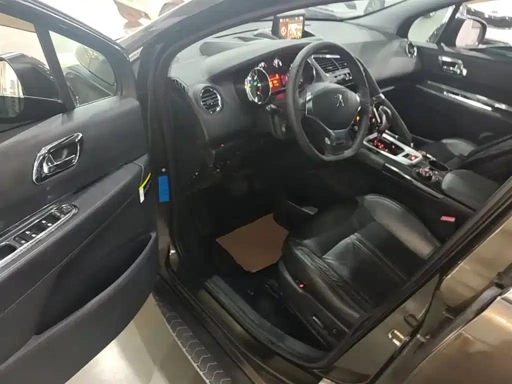 Peugeot 3008 2013 1.6THP Automatic Premium Edition — миниатюра 16