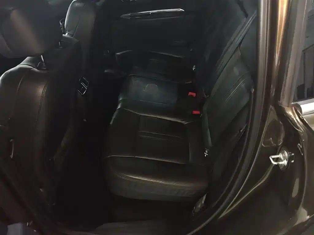 Peugeot 3008 2013 1.6THP Automatic Premium Edition — миниатюра 17