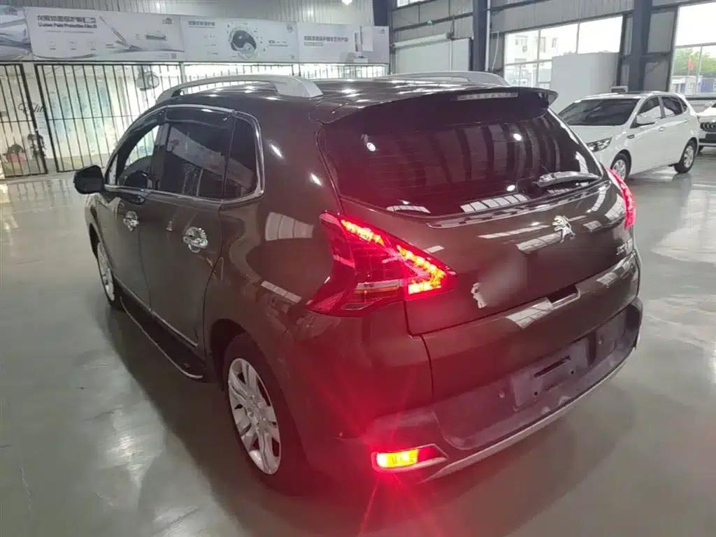 Peugeot 3008 2013 1.6THP Automatic Premium Edition — миниатюра 5
