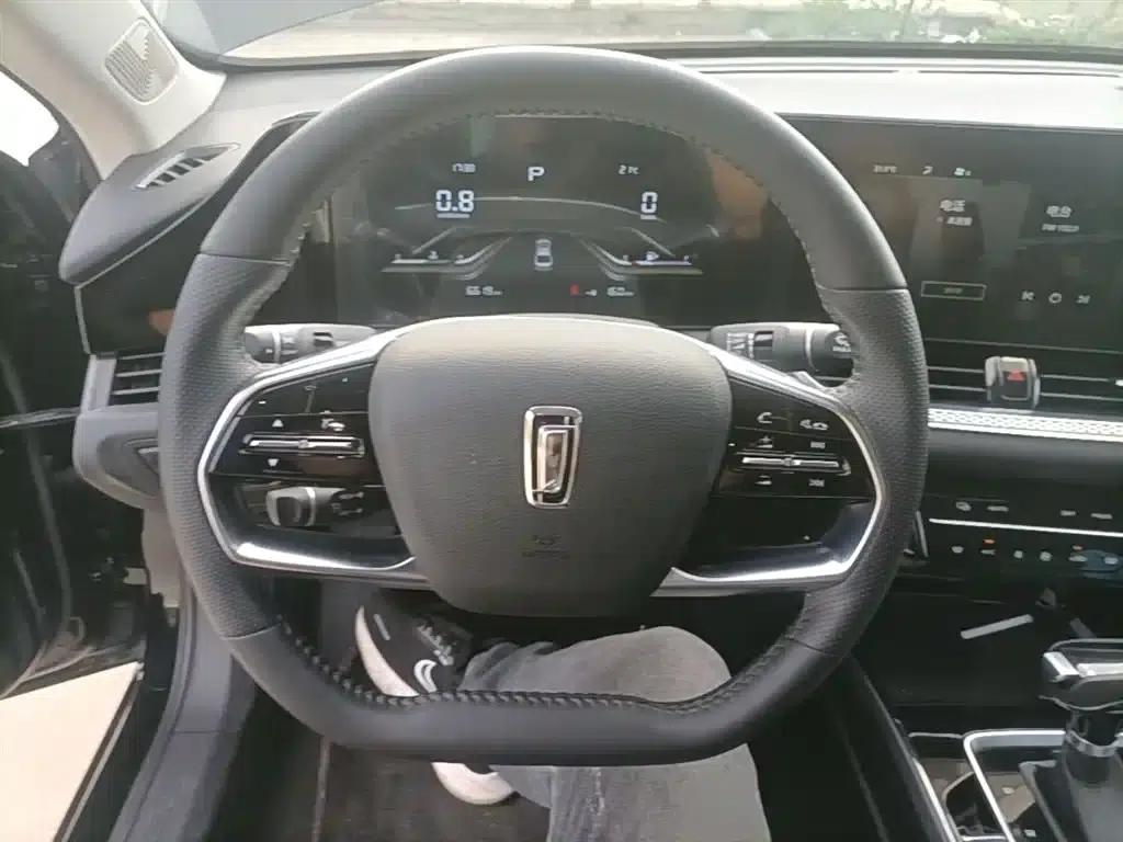 Bestune B70 2022 Model, Third Generation, 1.5T Automatic Enjoyment Edition — миниатюра 7