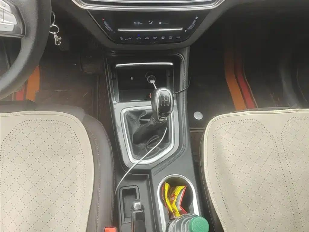 Changan CS35PLUS 2019 1.6L Manual Connect Upgrade Edition — миниатюра 14