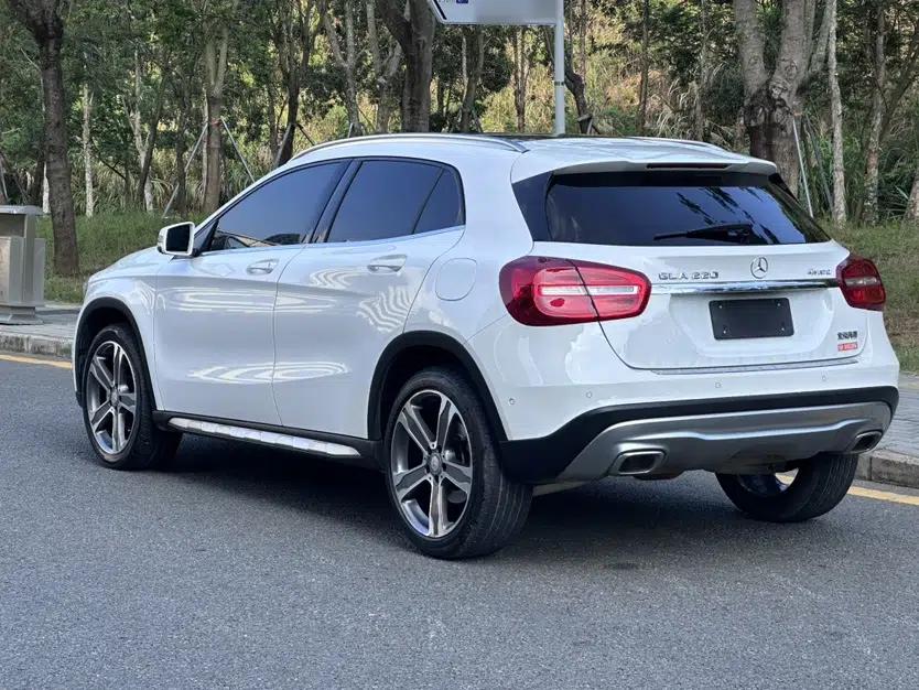 Used Mercedes-Benz GLA 2016 GLA 220 4MATIC Luxury Model — миниатюра 15