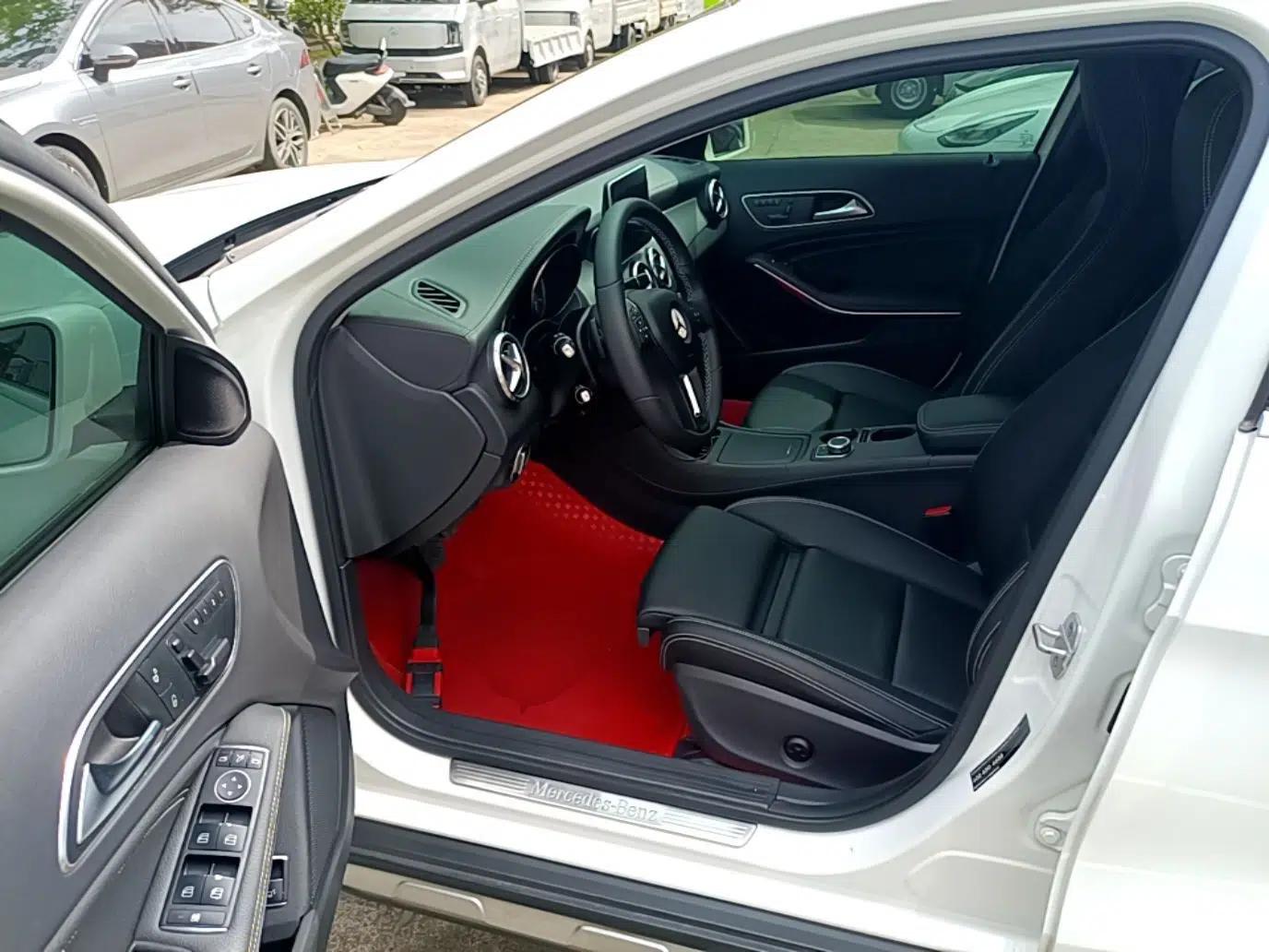 Used Mercedes-Benz GLA 2016 GLA 220 4MATIC Luxury Model — миниатюра 31