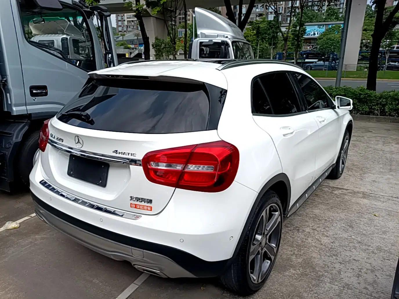 Used Mercedes-Benz GLA 2016 GLA 220 4MATIC Luxury Model — миниатюра 6