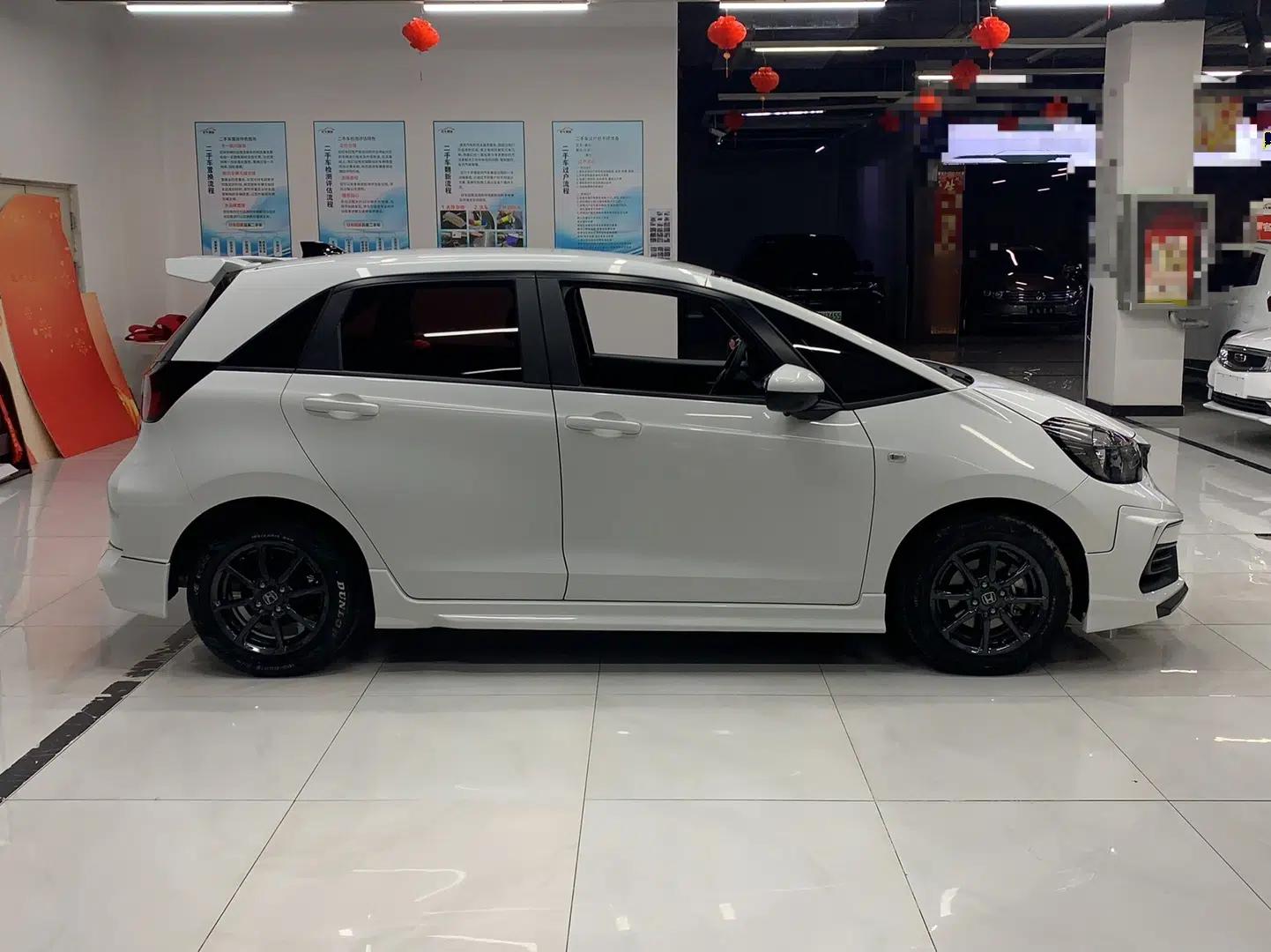 Used Honda Fit 2022 1.5L CVT Acura MUGEN Edition — миниатюра 3