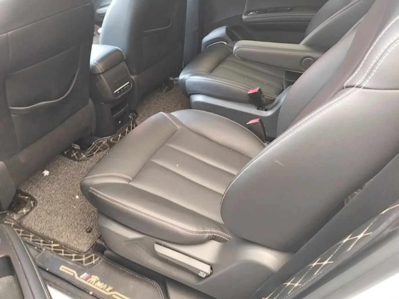 Used BYD Song MAX 2018 1.5T Automatic Smart Connect Elite Model with 6 Seats — миниатюра 25