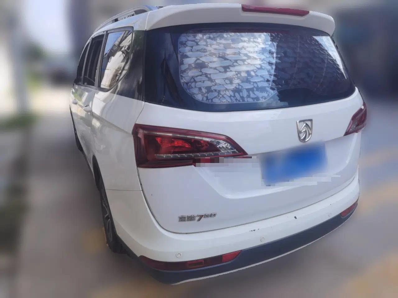 Used Baojun 730 2019 1.5L Manual Fashion Model 7-seater China VI — миниатюра 4