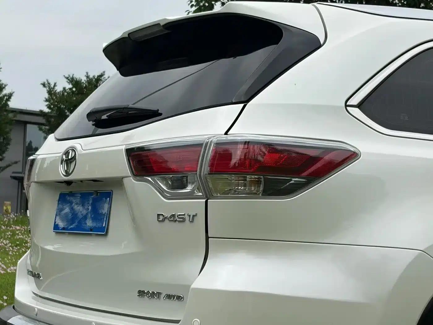 2015 Highlander 2.0T AWD Luxury 7-seater — миниатюра 5