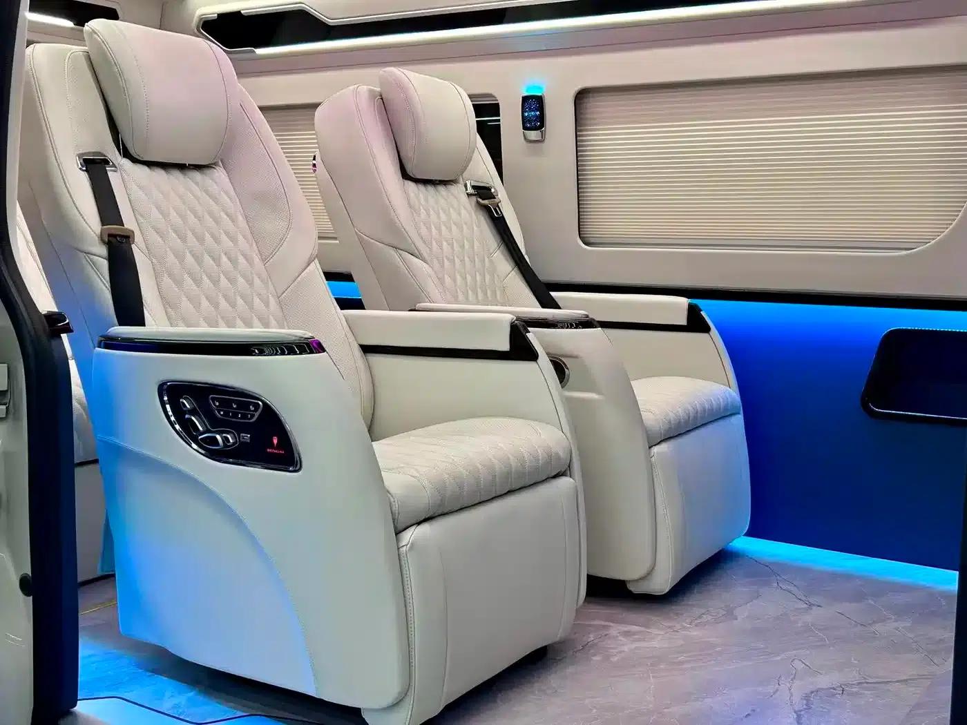 2021 HIACE 3.5L Automatic — миниатюра 10