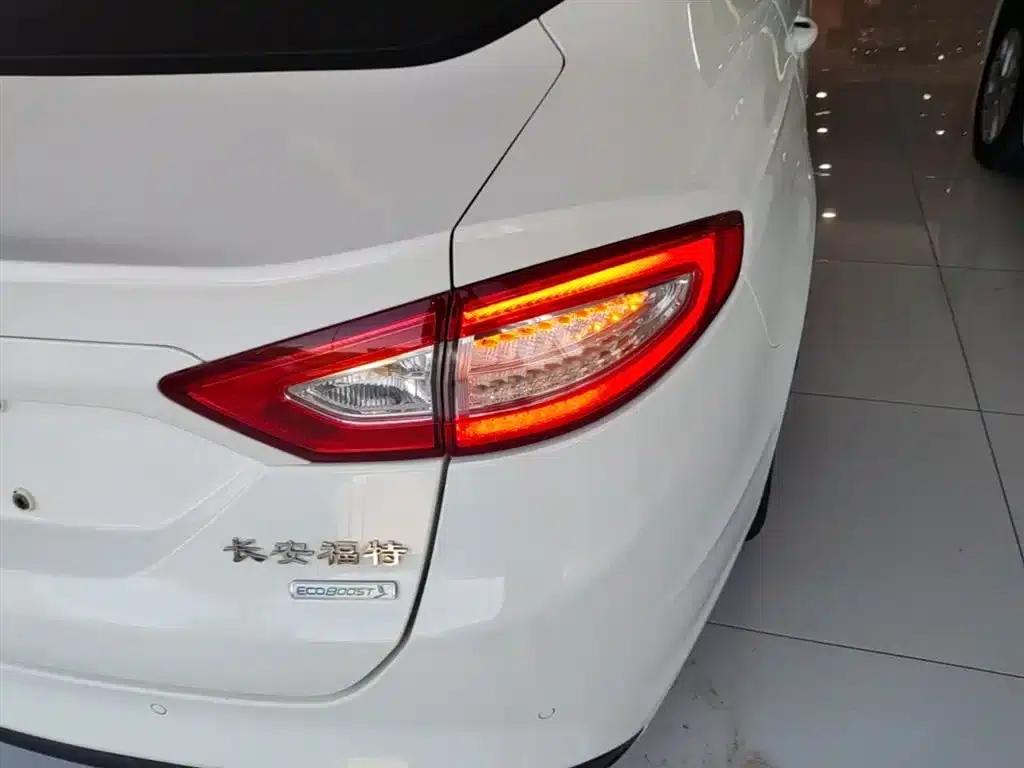2013 Ford Mondeo 1.5L GTDi180 Fashion Edition — миниатюра 8