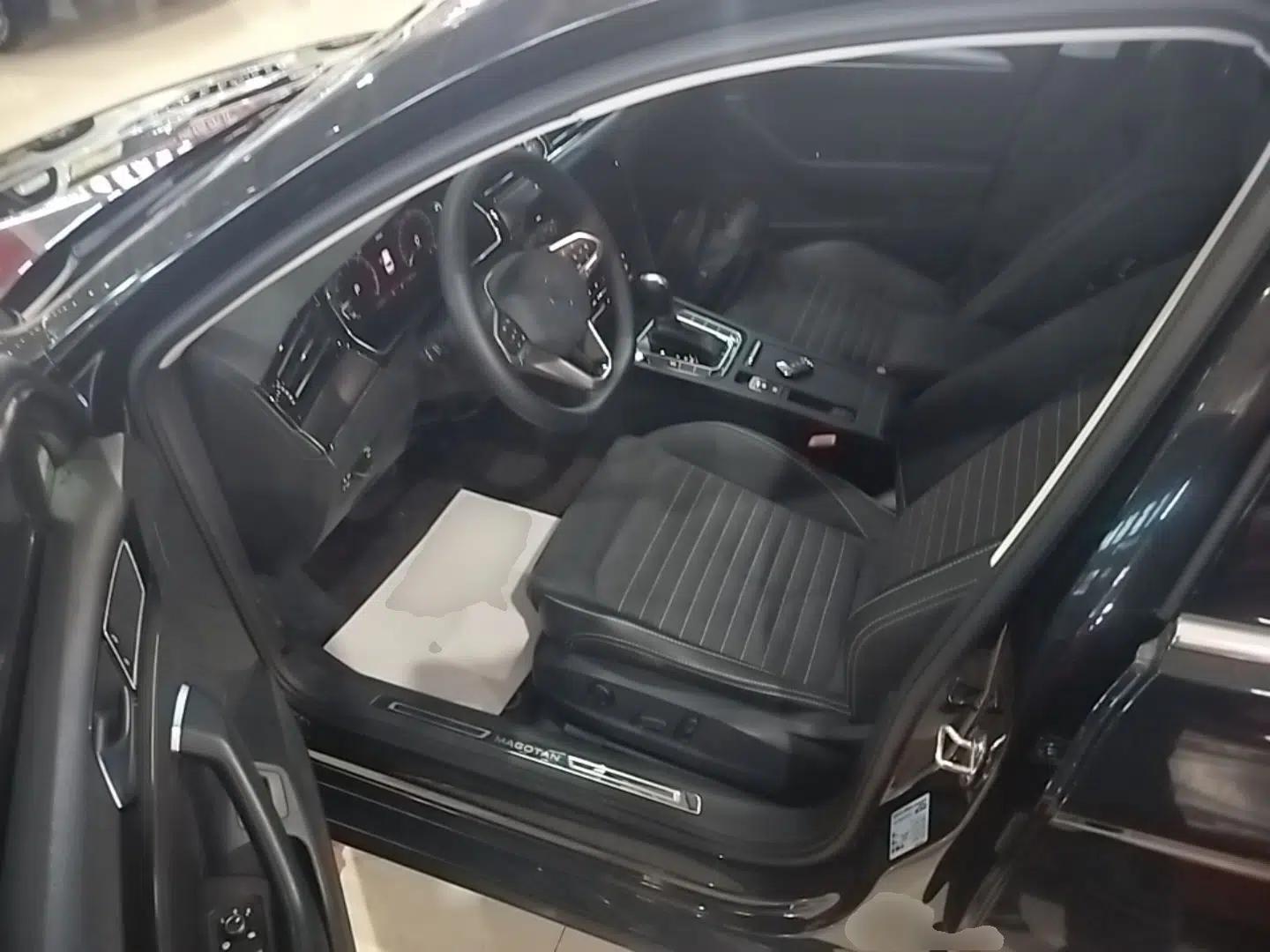 Used Volkswagen Magotan 2020 330TSI DSG Luxury Edition — миниатюра 18