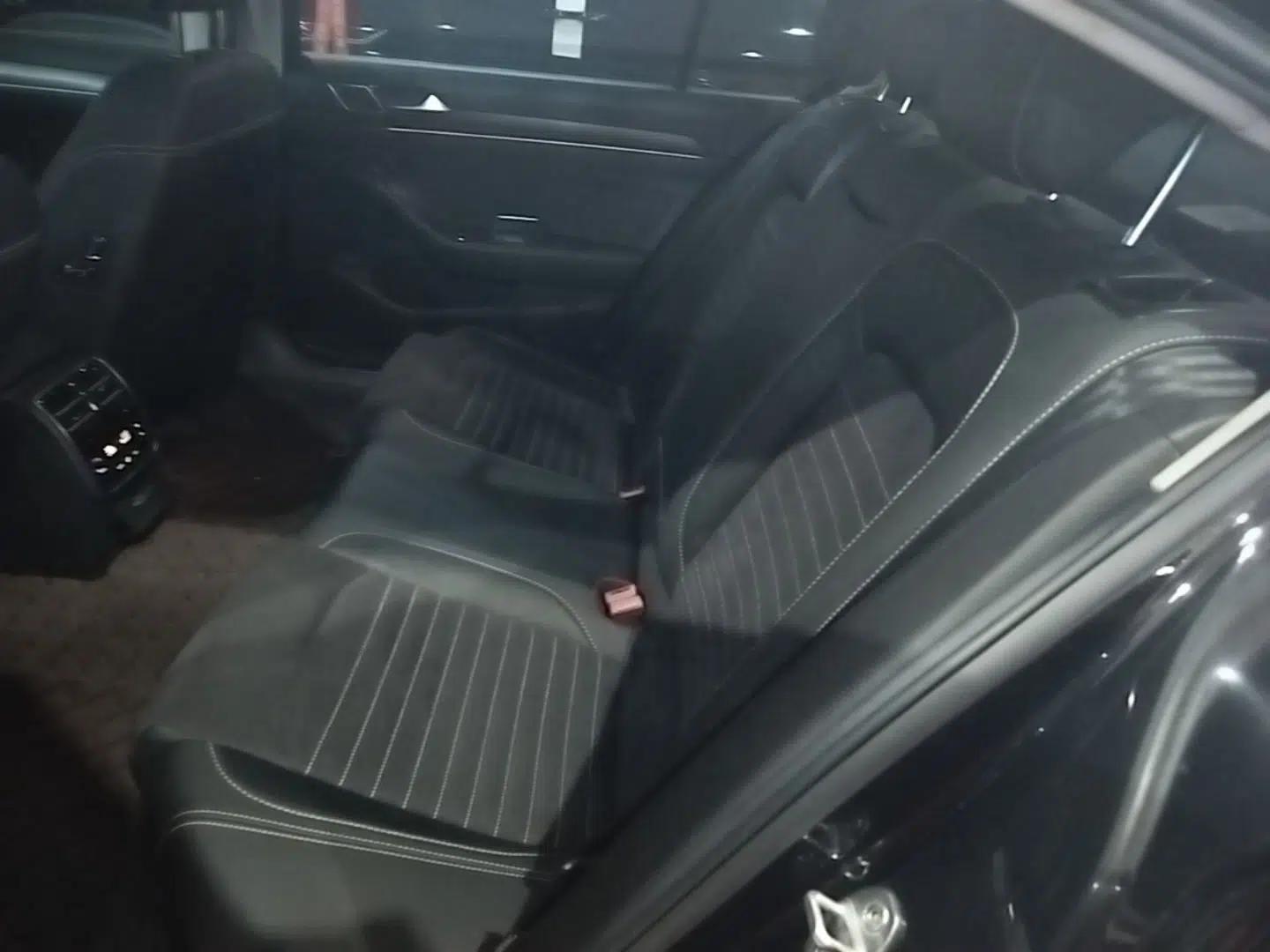 Used Volkswagen Magotan 2020 330TSI DSG Luxury Edition — миниатюра 20