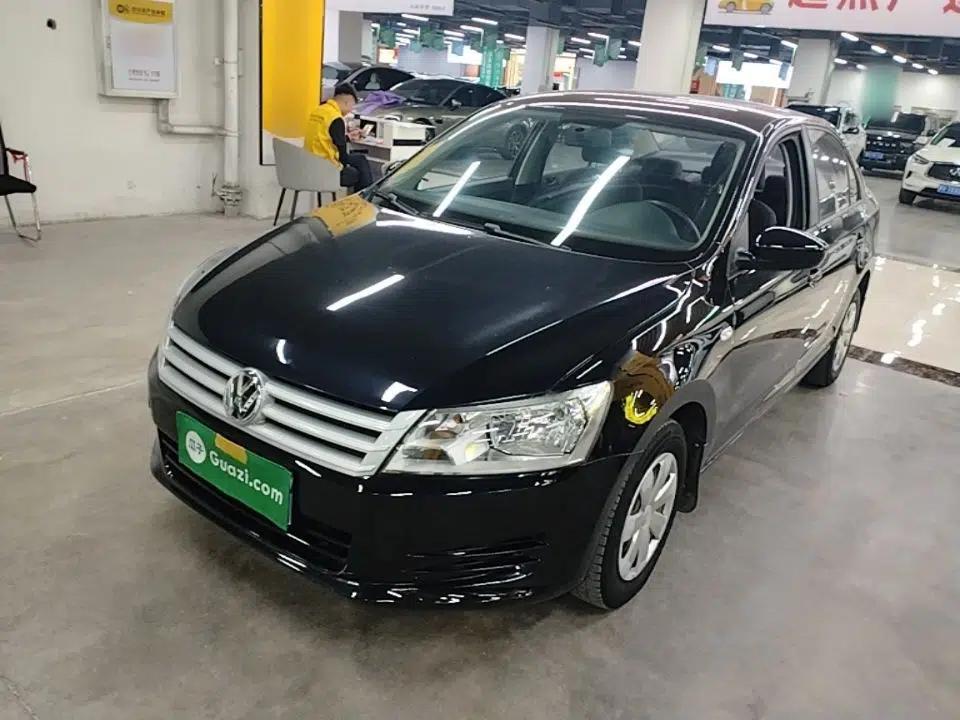 Used Volkswagen Santana 2015 1.6L Automatic Fashion Edition — миниатюра 1
