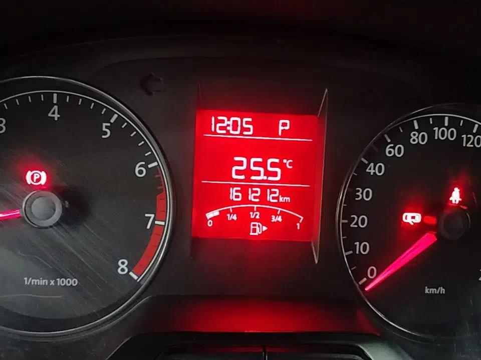 Used Volkswagen Santana 2015 1.6L Automatic Fashion Edition — миниатюра 19