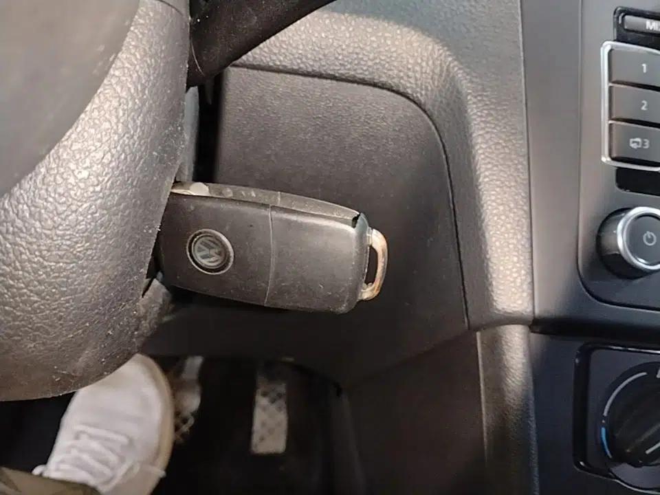 Used Volkswagen Santana 2015 1.6L Automatic Fashion Edition — миниатюра 28