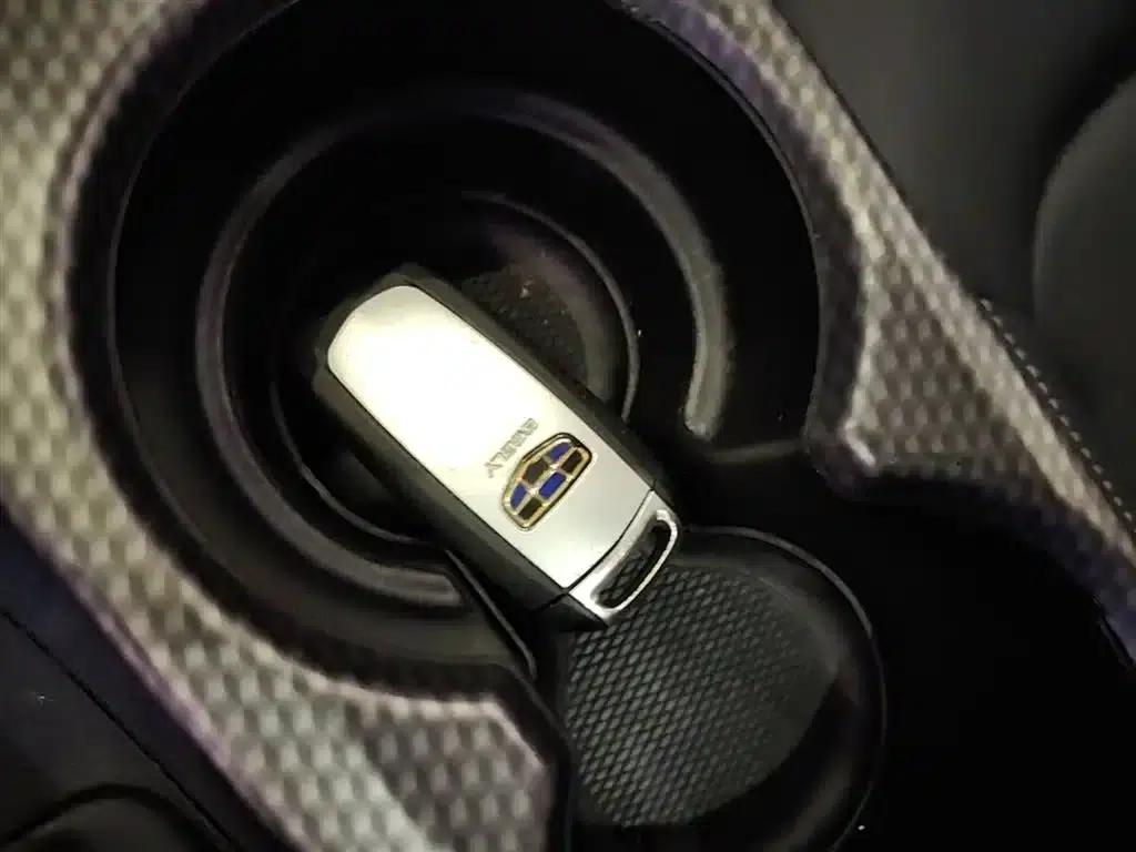 Geely GS 2016 Sport Edition 1.8L Manual Elite — миниатюра 9