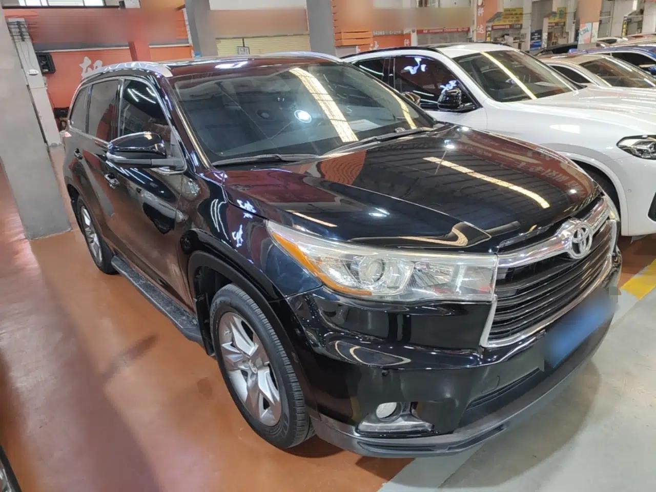 Used Toyota Highlander 2015 2.0T Four-Wheel Drive Luxury Edition 7-Seater — миниатюра 3
